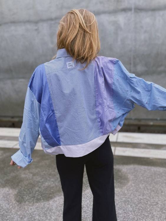Nonoi Studio Blouson // Hellblau + Flieder // Onesize Bis zu 65% Rabatt