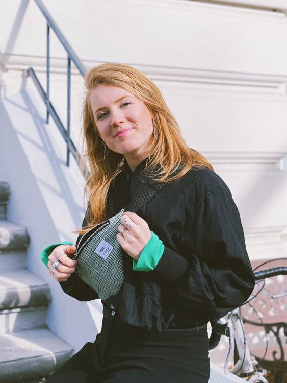 Nonoi Studio Bauchtasche BOBBY // Blau + Grün Kariert Kostenloser Versand
