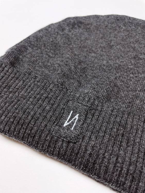Nonoi Studio MÜTZE GRAU "TOKYO" AUS KASCHMIR // UNISEX Riesige Ersparnisse