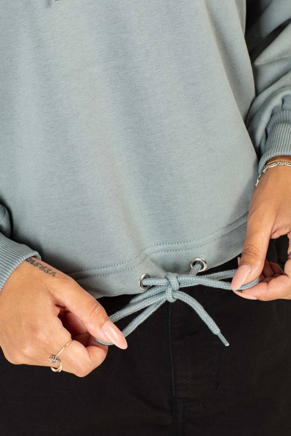 Reell Women Naomi Hoodie Flash Sale