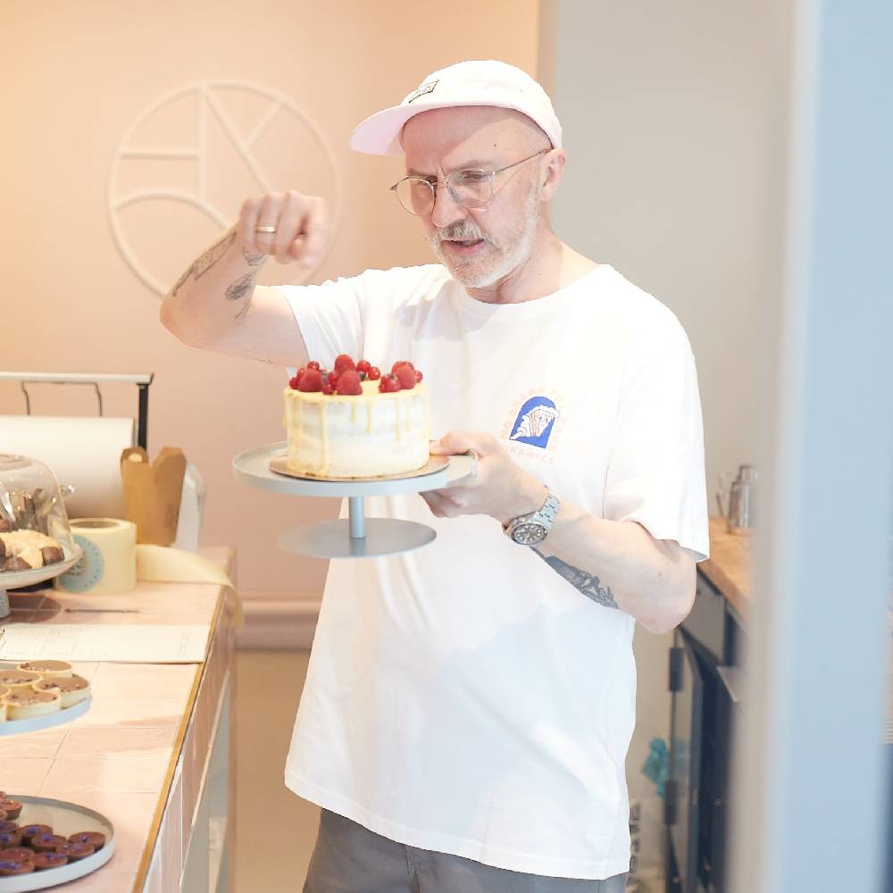 Runamics Cake Break T-Shirt, Biobaumwolle, unisex, weiß 50% Rabatt mit kostenlosem Versand