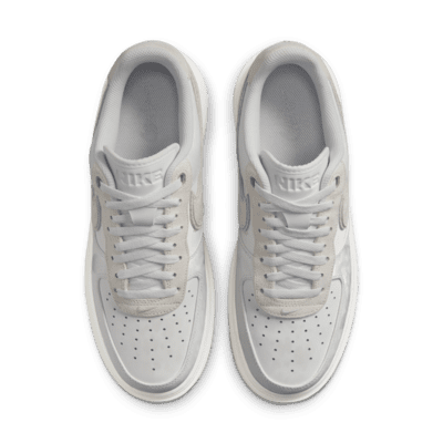 Nike Air Force 1 LuxeHerrenschuh Nur für heute