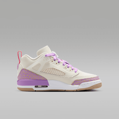 Jordan Spizike LowSchuh (ältere Kinder) Osterangebot
