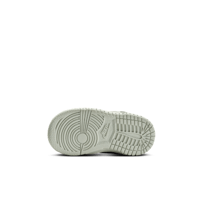 Nike Dunk LowSchuh für Babys und Kleinkinder Kauf eins, bekomm eins gratis