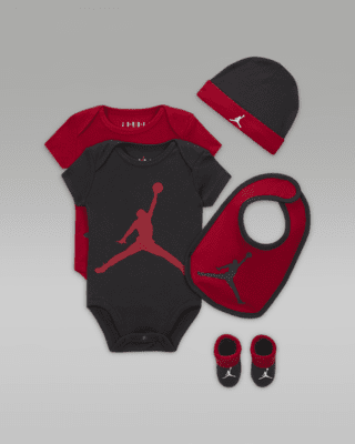 Jordan 5-Piece Core Gift SetFünfteiliges Bodysuit-Set für Babys