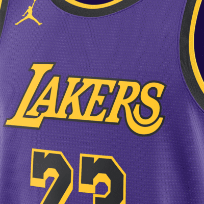 Los Angeles Lakers Statement EditionJordan Dri-FIT NBA Swingman Trikot für Herren Saisonale Angebote