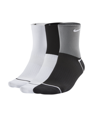 Nike Everyday Plus LightweightTrainings-Knöchelsocken für Damen (3 Paar)
