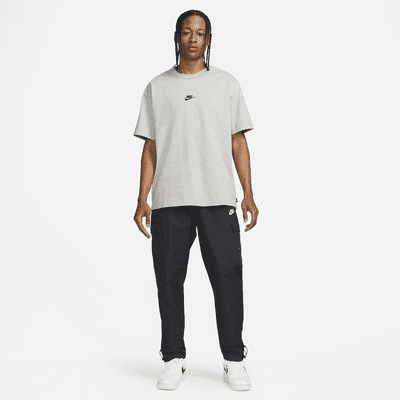 Nike Sportswear Premium EssentialsHerren-T-Shirt Osterangebot