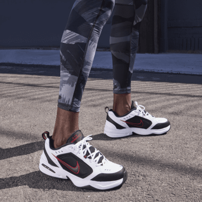 Nike Air Monarch IVWorkout-Schuh für Herren Speichern exportieren