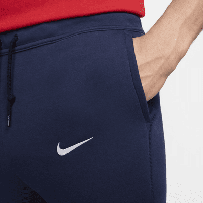 Paris Saint-Germain Tech FleeceNike Fußball-Jogger (Herren) Nur noch ein Tag übrig