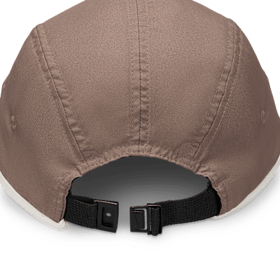 Nike Dri-FIT FlyUnstrukturierte Swoosh-Cap Nur noch ein Tag übrig