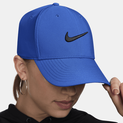 Nike Dri-FIT ClubStrukturierte Swoosh-Cap Im Verkauf