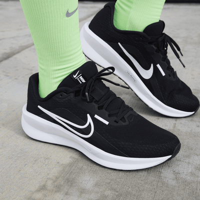 Nike Downshifter 13Straßenlaufschuh für Damen 50% Rabatt mit kostenlosem Versand